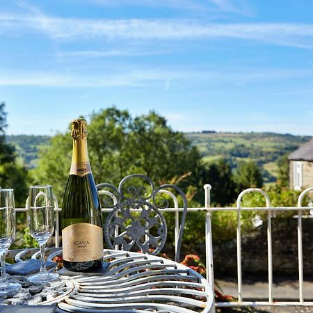 Finest Retreats - Peak View Villa Two Dales ภายนอก รูปภาพ