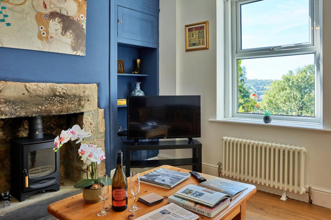 Finest Retreats - Peak View Villa Two Dales ภายนอก รูปภาพ